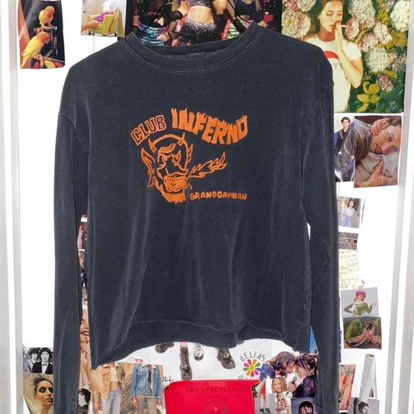 Brandy Melville / John galt Club Inferno cropped sweatshirt - Picture 2 of 5